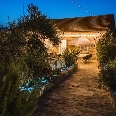 Orgula Hotel Лумбарда Екстериор снимка