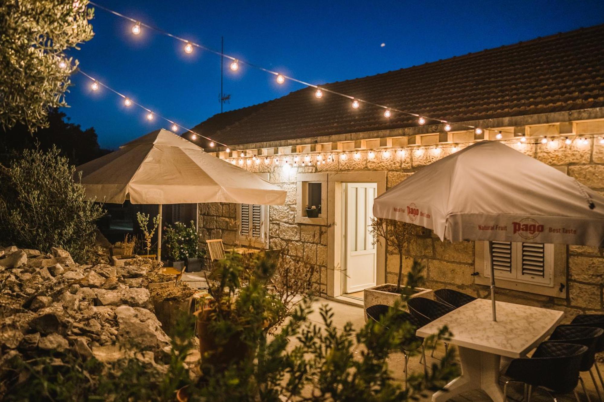 Orgula Hotel Лумбарда Екстериор снимка