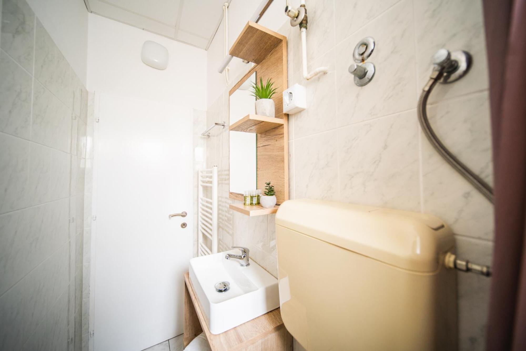 Orgula Hotel Лумбарда Екстериор снимка