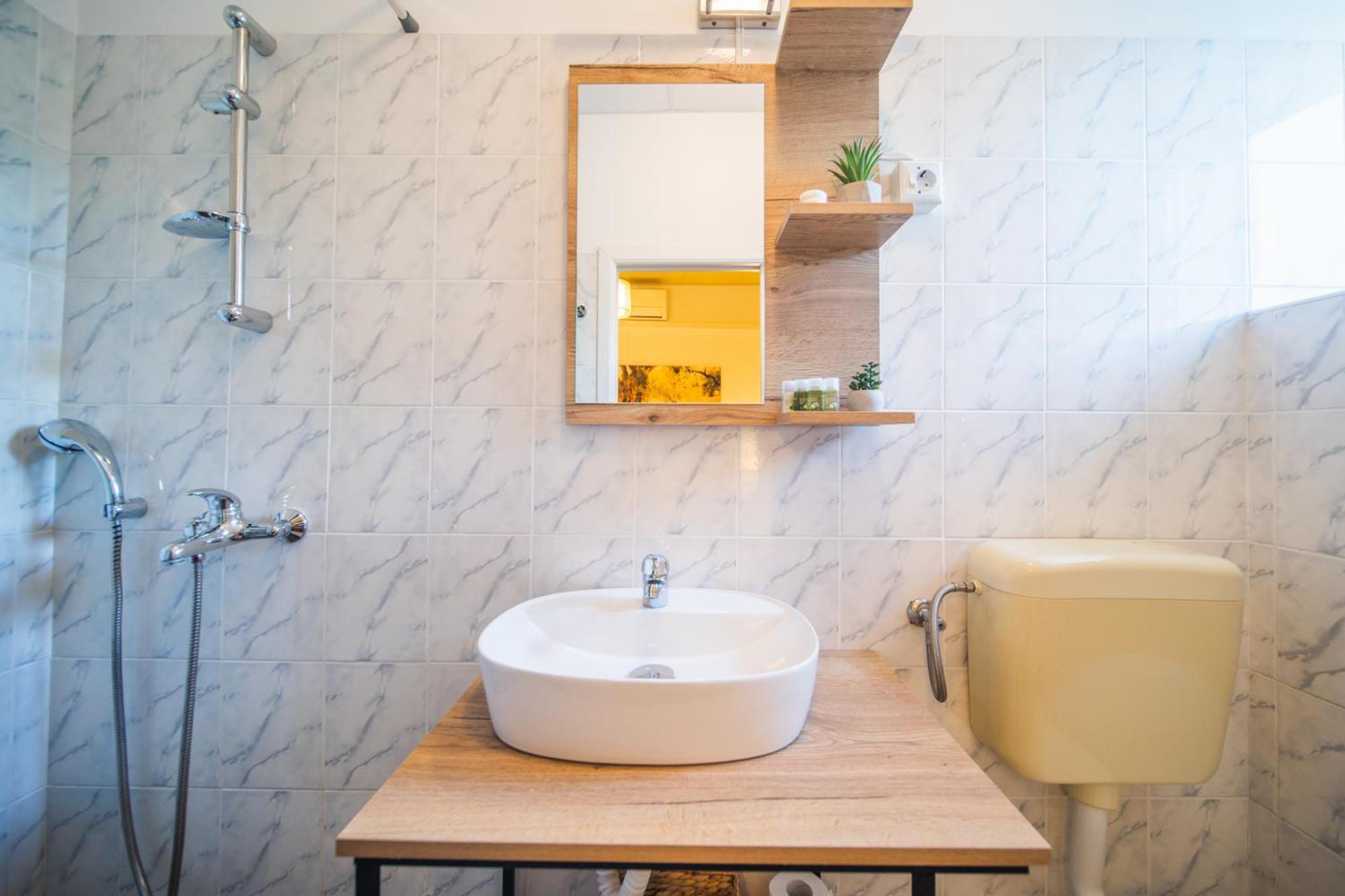 Orgula Hotel Лумбарда Екстериор снимка